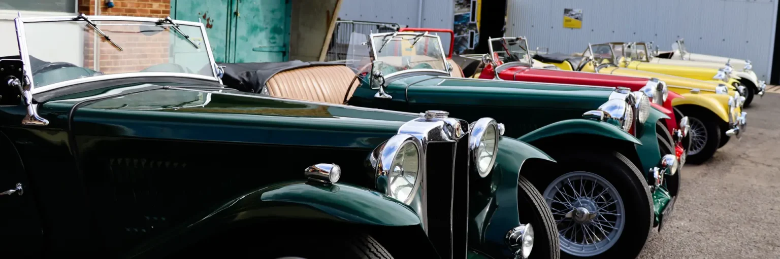 brooklands-museum-classic-car-british-cars-mg[1]